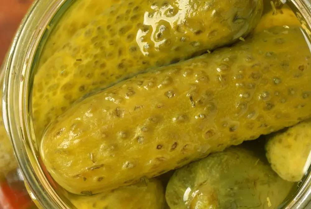 Ogórki małosolne kcal - Ile kalorii ma jedna sztuka i porcja?