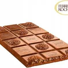 Czekolada Ferrero Rocher w tabliczce, z orzechami i kremem. Zastanawiasz się nad ferrero rocher kcal?