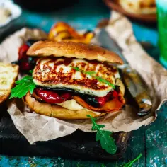 Halloumi z czym podać? Najlepsze połączenia i przepisy na dania
