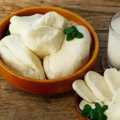Czy w ciąży można jeść ser halloumi? Bezpieczne porady i ryzyka