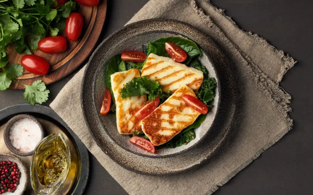Zdjęcie Jak grillować ser halloumi na patelni, aby uzyskać idealną chrupkość
