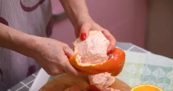 Grejpfrut kcal - Ile kalorii ma połówka i czy faktycznie odchudza?